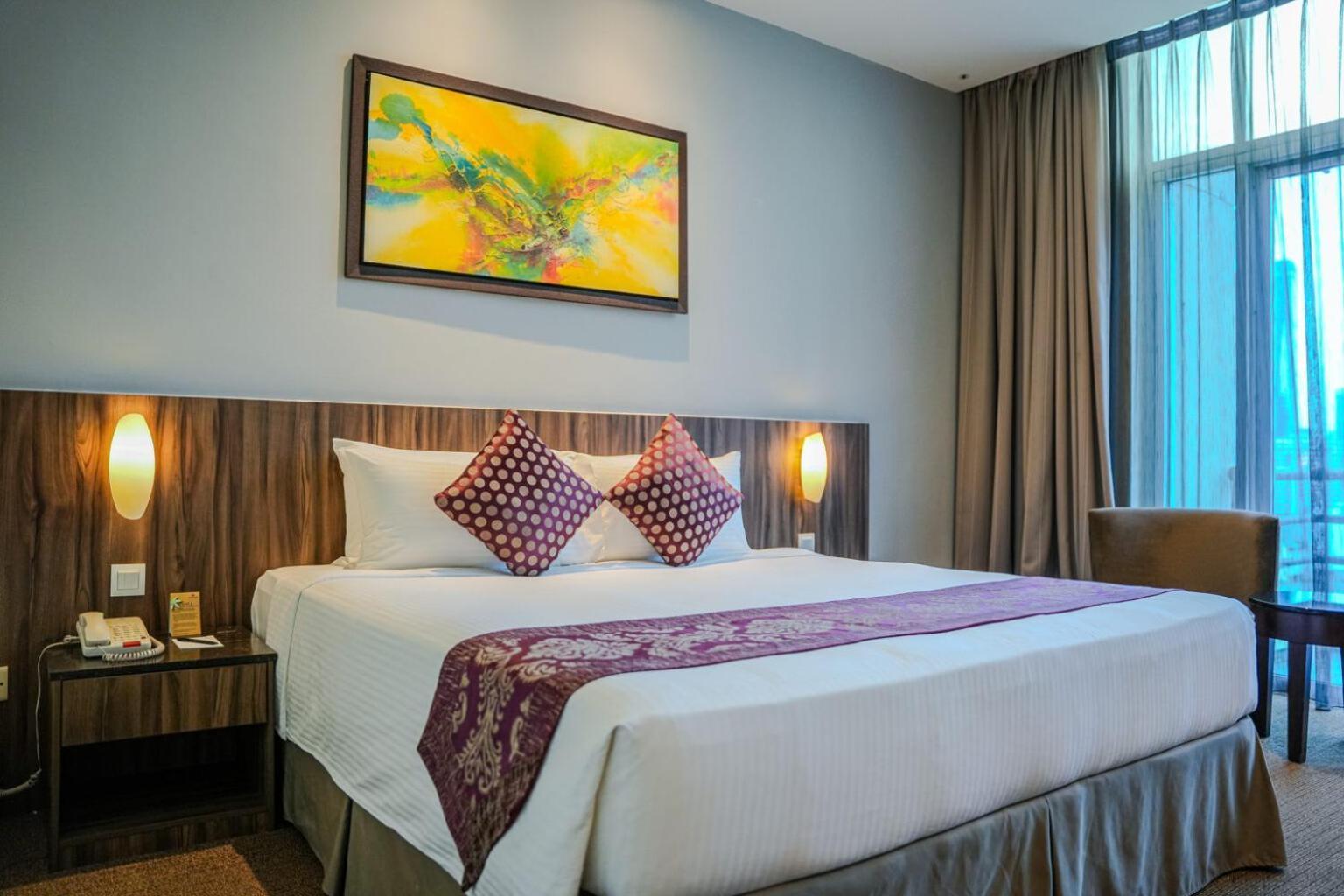 Deluxe Double or Twin Room